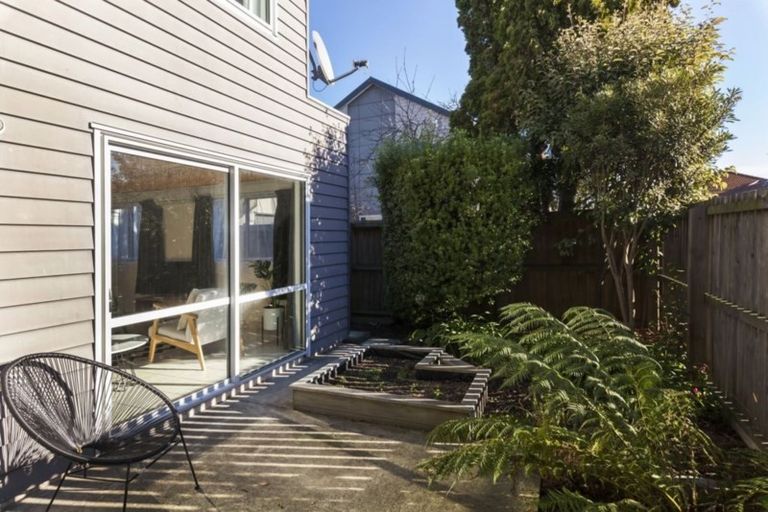 Photo of property in 75 Mandeville Street, Riccarton, Christchurch, 8011