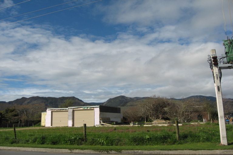 Photo of property in 22a&b Motupipi Street, Takaka, 7110