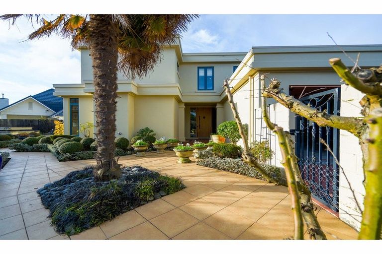Photo of property in 7 Palazzo Lane, Riccarton, Christchurch, 8011