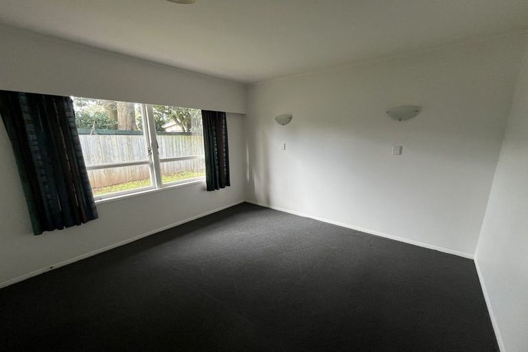 Photo of property in 1/66 Beach Road, Pahurehure, Papakura, 2113