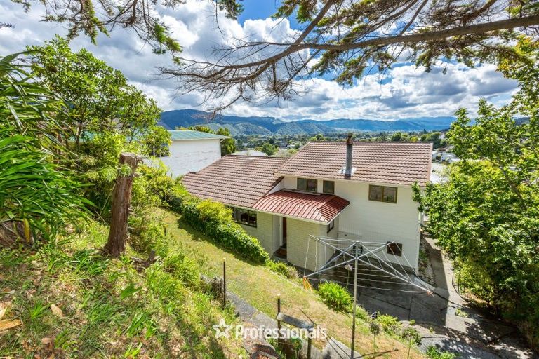 Photo of property in 3 Duncraig Street, Silverstream, Upper Hutt, 5019
