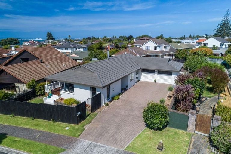 Photo of property in 5 Cathray Place, Matua, Tauranga, 3110