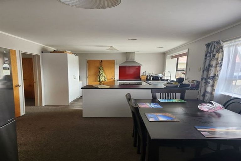 Photo of property in 57a Rhodes Drive, Kelvin Grove, Palmerston North, 4414