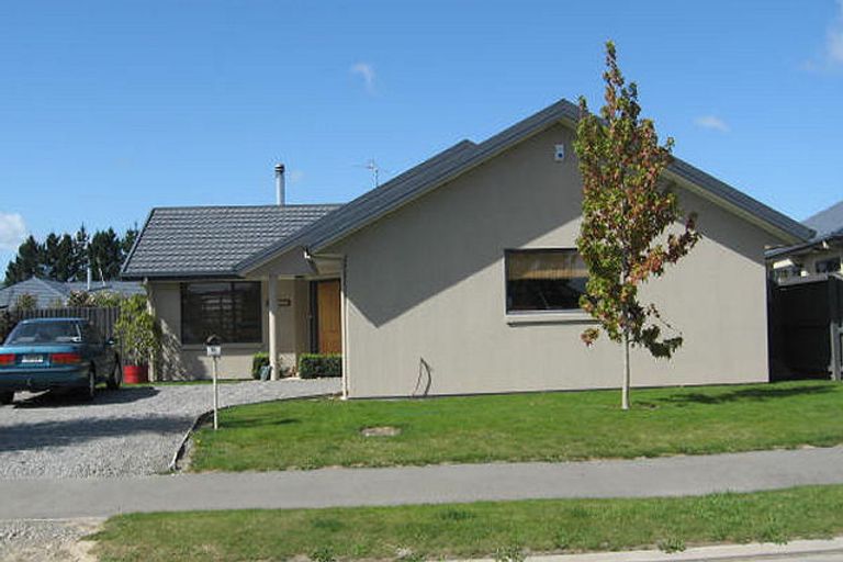 Photo of property in 11 Durrell Way, Rolleston, 7614