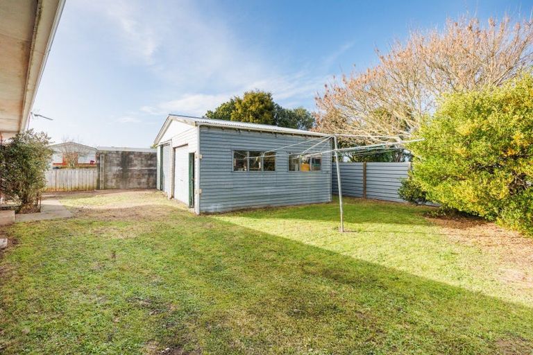 Photo of property in 4 Waihi Place, Westbrook, Palmerston North, 4412