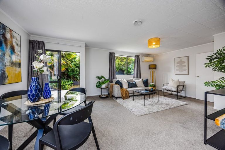 Photo of property in 2/136 Buckland Road, Mangere East, Auckland, 2024