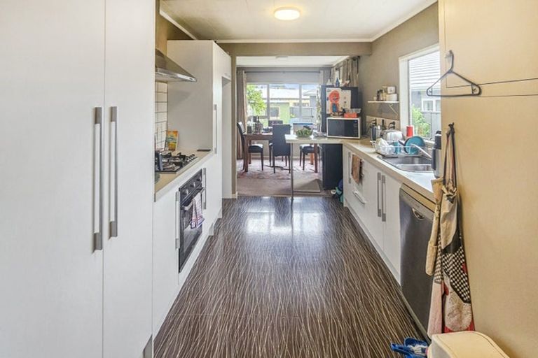 Photo of property in 95 King Street, Taradale, Napier, 4112