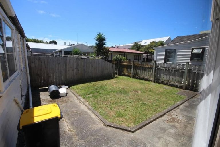 Photo of property in 63 Constable Street, Newtown, Wellington, 6021
