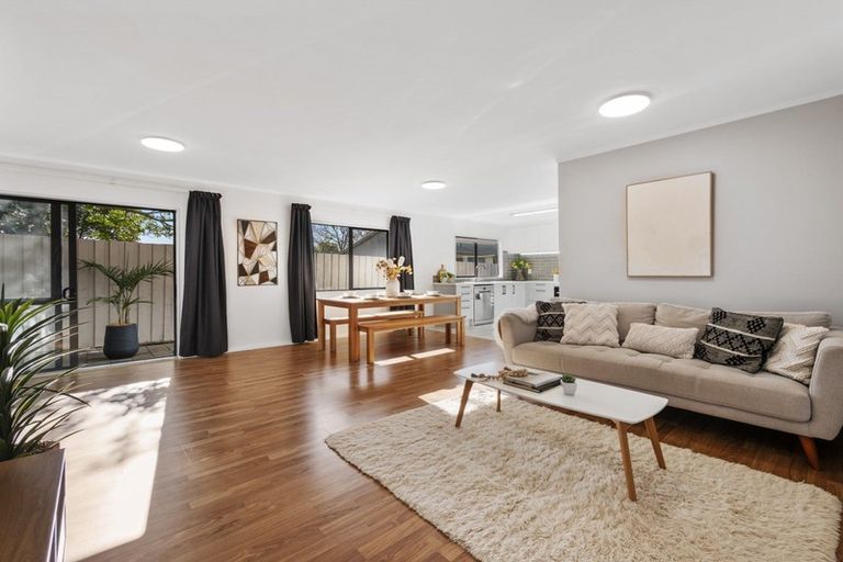 Photo of property in 5b James Cook Drive, Welcome Bay, Tauranga, 3112