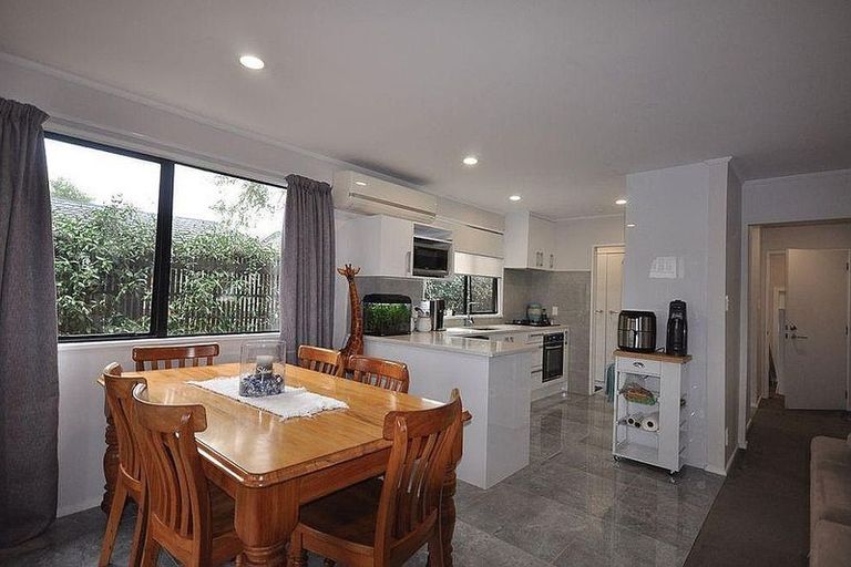 Photo of property in 23 Saint Johns Avenue, Tuakau, 2121