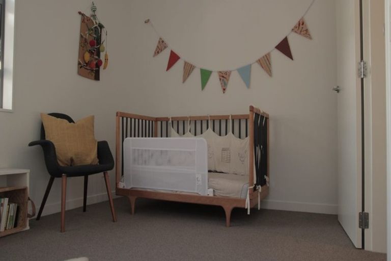 Photo of property in 24u7 Princess Terrace, Newtown, Wellington, 6021