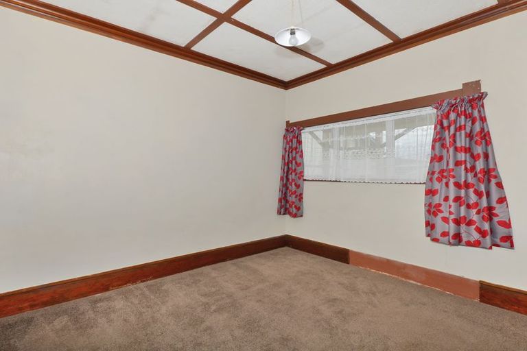 Photo of property in 2 Raewyn Street, Morningside, Whangarei, 0110