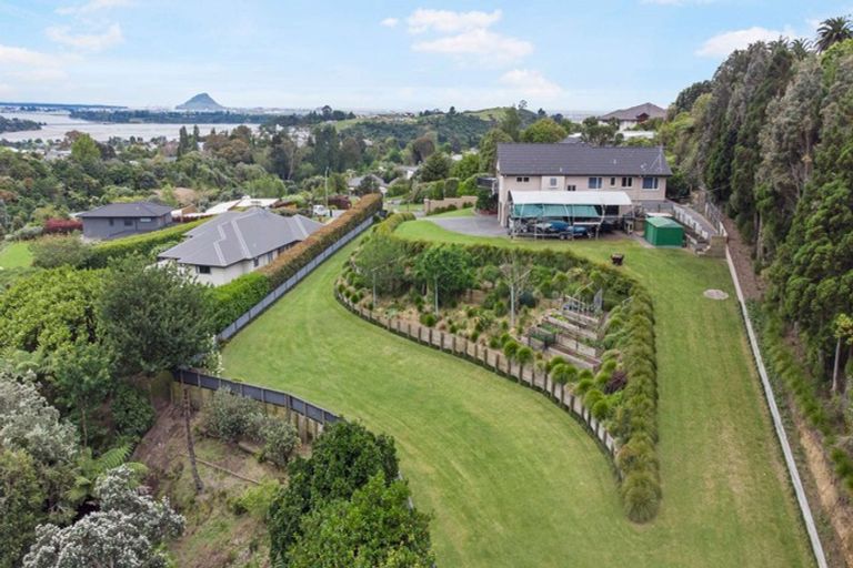 Photo of property in 14r Estates Terrace, Welcome Bay, Tauranga, 3175