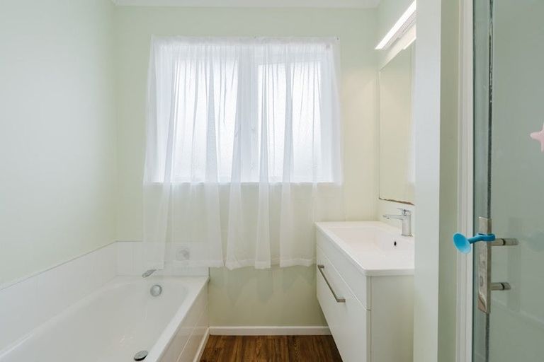 Photo of property in 23 Springfield Crescent, Enderley, Hamilton, 3214