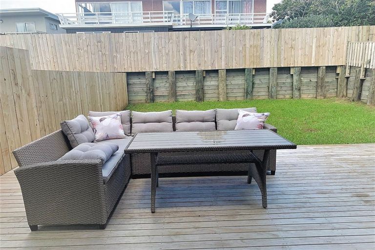 Photo of property in 15 Impatiens Lane, Massey, Auckland, 0614