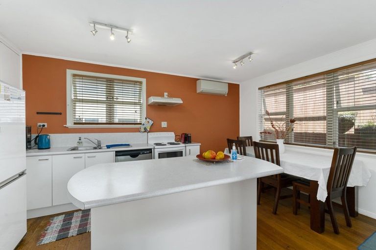 Photo of property in 9 Massey Street, Tawa, Wellington, 5028