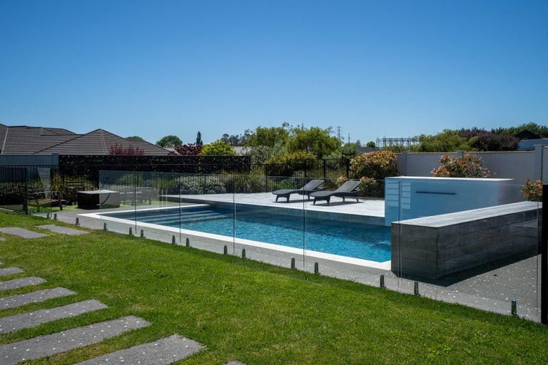 Photo of property in 2 Moemoea Place, Cambridge, 3434