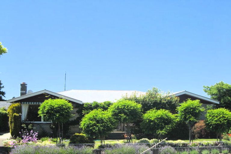 Photo of property in 6 Coronado Place, Broomfield, Christchurch, 8042