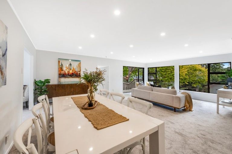 Photo of property in 54 Robbies Road, Shelly Park, Auckland, 2014