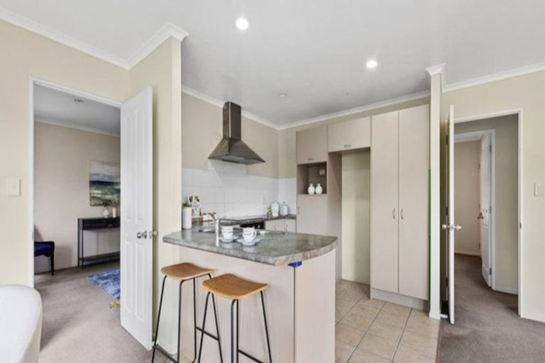 Photo of property in 17a Valley Road, Waiuku, 2123