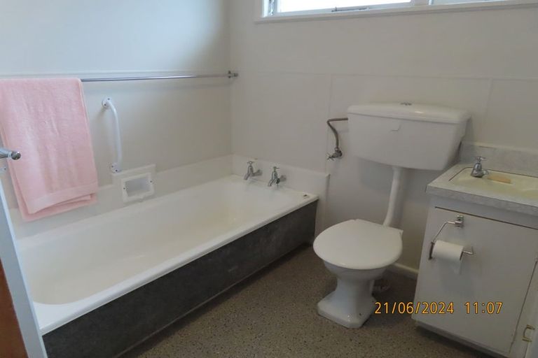 Photo of property in 2/14 Armour Place, Onekawa, Napier, 4110