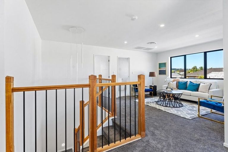 Photo of property in 38a Hyperion Drive, Randwick Park, Auckland, 2105