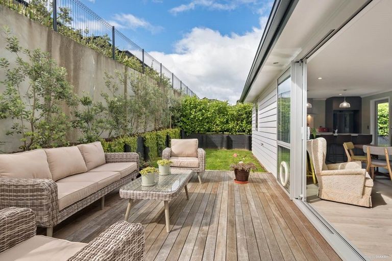 Photo of property in 4 Ian Gordon Lane, Orewa, 0931