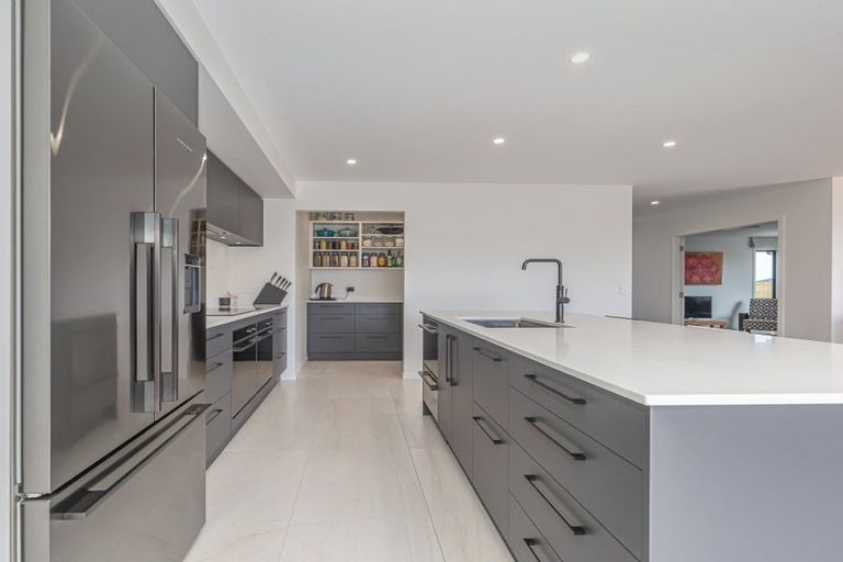 Photo of property in 44a Tainui Street, Levin, 5510