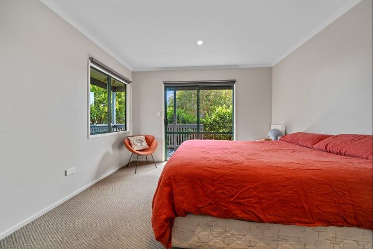 Photo of property in 537 Richmond Road, Lepperton, New Plymouth, 4373