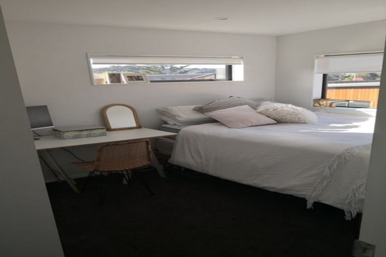 Photo of property in 21c Chippendale Crescent, Birkdale, Auckland, 0626