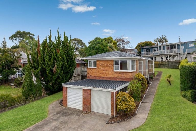Photo of property in 1/16 Portadown Avenue, Pakuranga Heights, Auckland, 2010