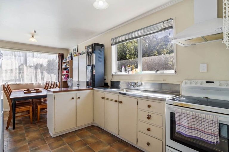 Photo of property in 42 Burbank Avenue, Manurewa, Auckland, 2102