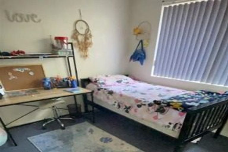 Photo of property in 18 Donegal Park Drive, Flat Bush, Auckland, 2019