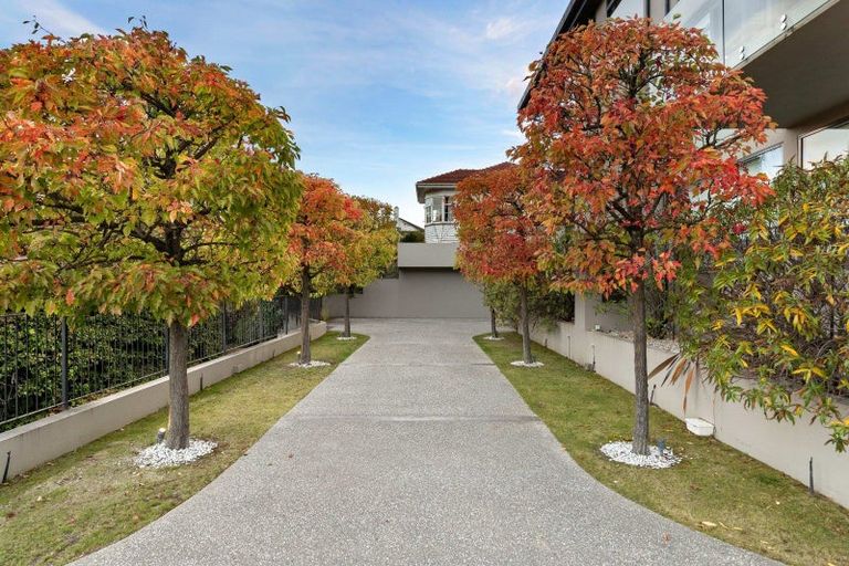 Photo of property in 42a Man Street, Queenstown, 9300