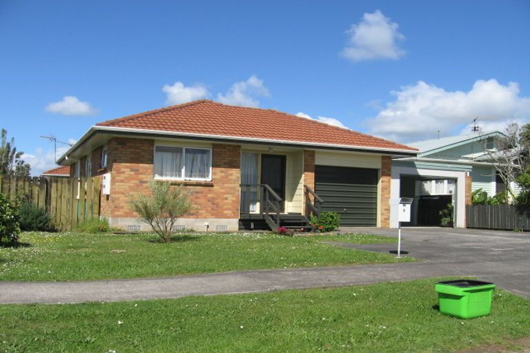 Photo of property in 62 Kenderdine Road, Papatoetoe, Auckland, 2025