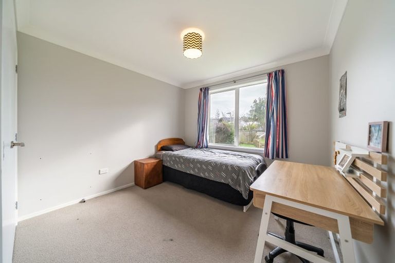 Photo of property in 21 Flotilla Place, Whitby, Porirua, 5024