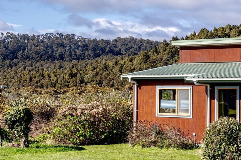 Photo of property in 99 The Strand, Okarito, Whataroa, 7886