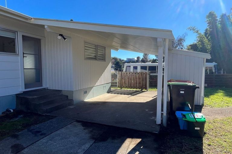 Photo of property in 115 Sutherland Road, Brookfield, Tauranga, 3110