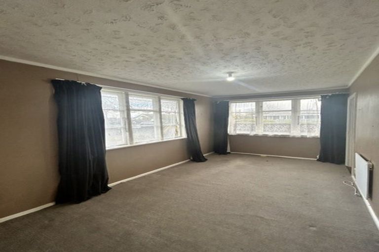 Photo of property in 641 Featherston Street, Roslyn, Palmerston North, 4414