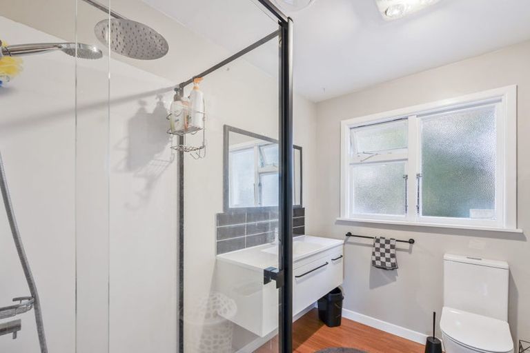 Photo of property in 7 Woodend Road, Woodend, 7610