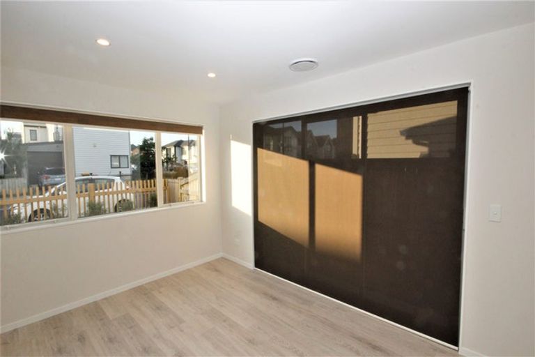 Photo of property in 7 Myland Drive, Hobsonville, Auckland, 0616