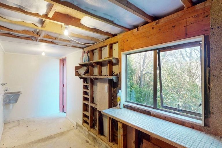 Photo of property in 67b Thurleigh Grove, Karori, Wellington, 6012