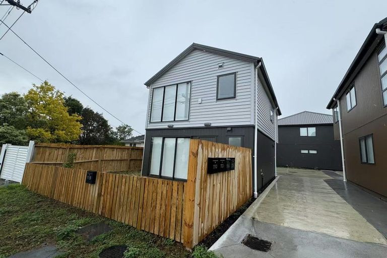 Photo of property in 11a Mawney Road, Henderson, Auckland, 0610