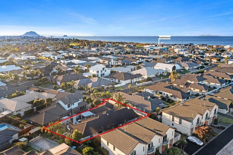 Photo of property in 43 Oceania Sands Way, Papamoa Beach, Papamoa, 3118