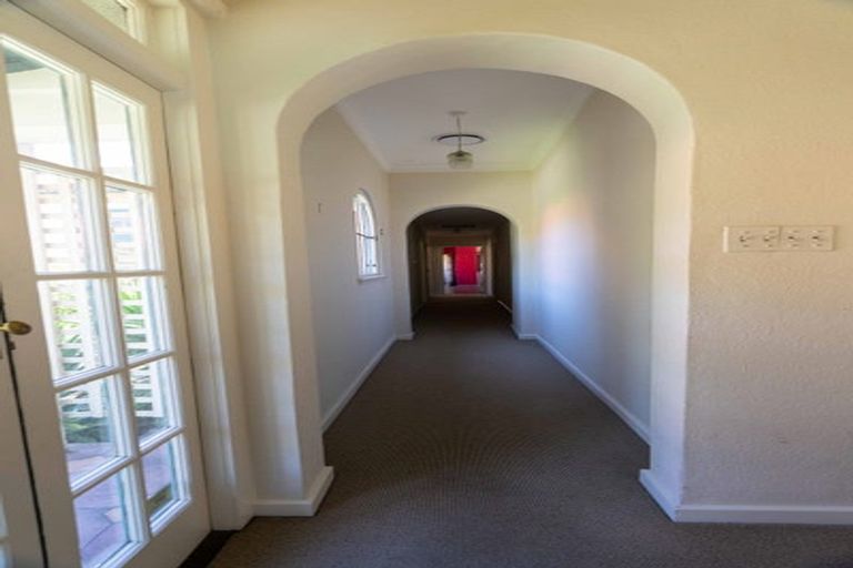 Photo of property in 65 Havelock Road, Havelock North, 4130