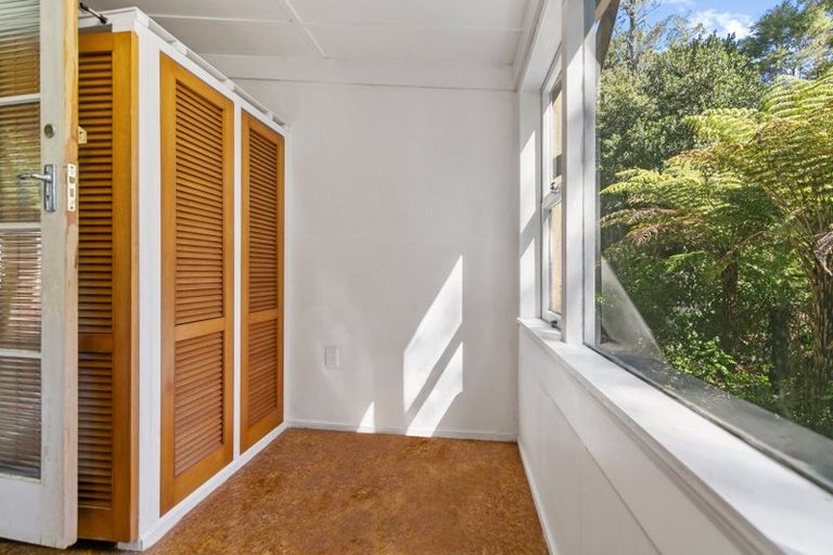 Photo of property in 37 Autumn Avenue, Glen Eden, Auckland, 0602