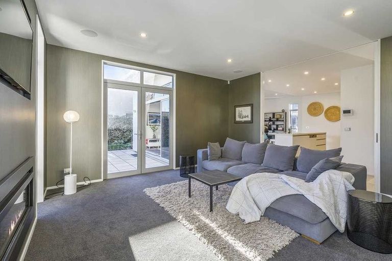 Photo of property in 24b Mansfield Avenue, St Albans, Christchurch, 8014