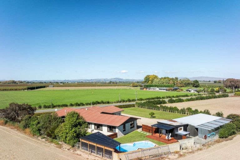 Photo of property in 31 Carrick Road, Twyford, Hastings, 4175