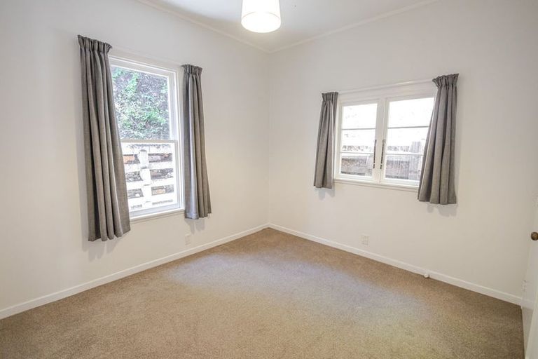 Photo of property in 26 Adams Terrace, Aro Valley, Wellington, 6021
