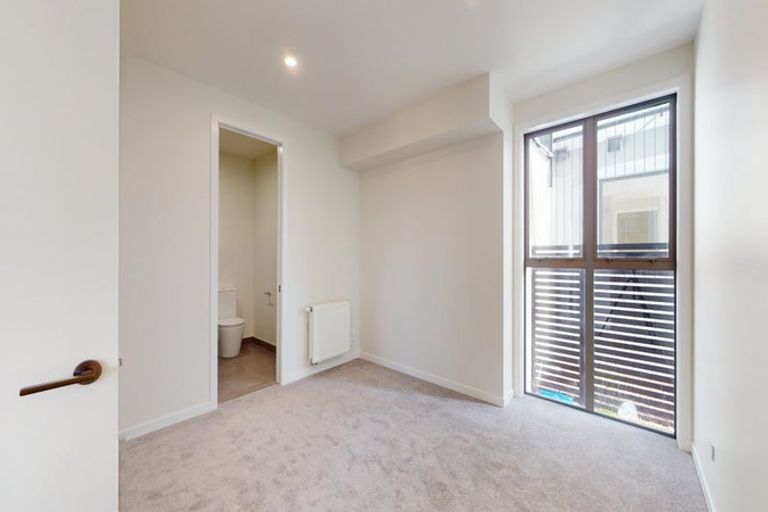 Photo of property in 6 Skysail Lane, Whitby, Porirua, 5024